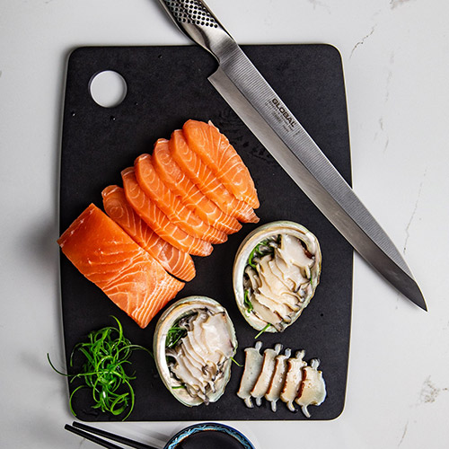 GLOBAL COOKS KNIFE 20CM G-2